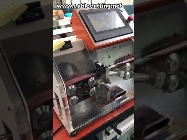 Máquina de Decapar Cabos Revestidos | Decapagem Múltipla Eficiente