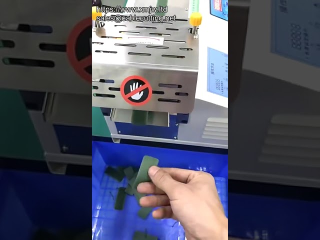 Máquina Automática de Corte de Fita Adesiva (Hook and Loop) em Celofane com Perfuração