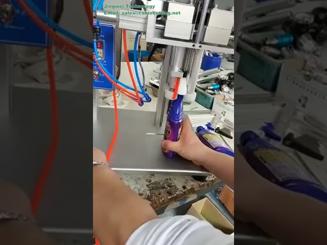 Máquina Manual de Tampar e Selar Frascos Plásticos Pequenos - Ideal para Laboratórios e Produção de Baixo Volume