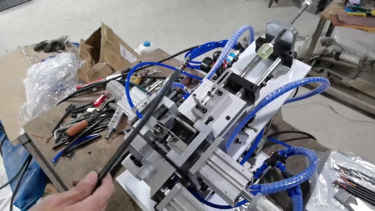 Máquina de Decapagem Pneumática para Cabos Internos e Externos - Alta Eficiência