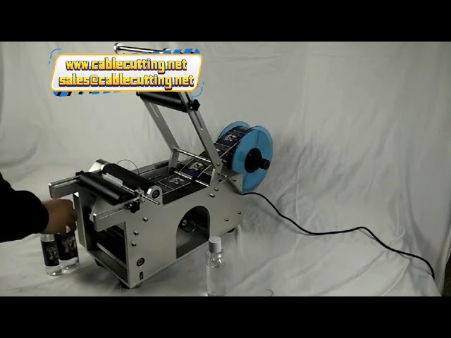 Máquina Rotuladora Semi Automática MT50 para Frascos Redondos de Vidro ou Plástico - Etiquetas Dupla Face com Data