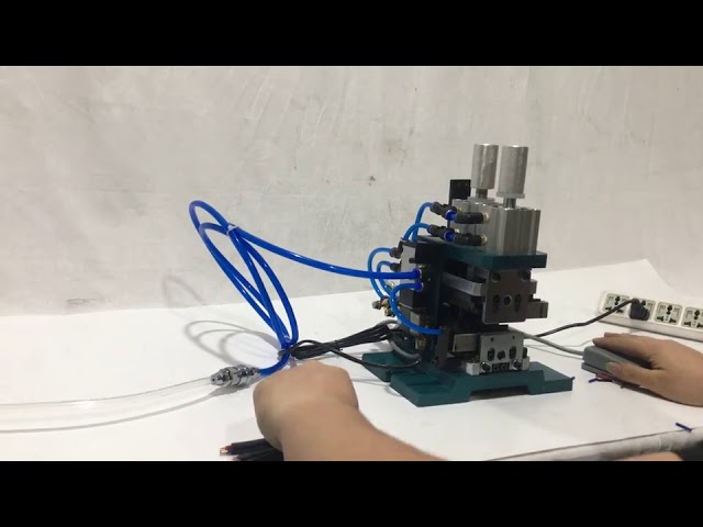 Máquina Pneumática Vertical de Decapagem de Fios – Modelo 2