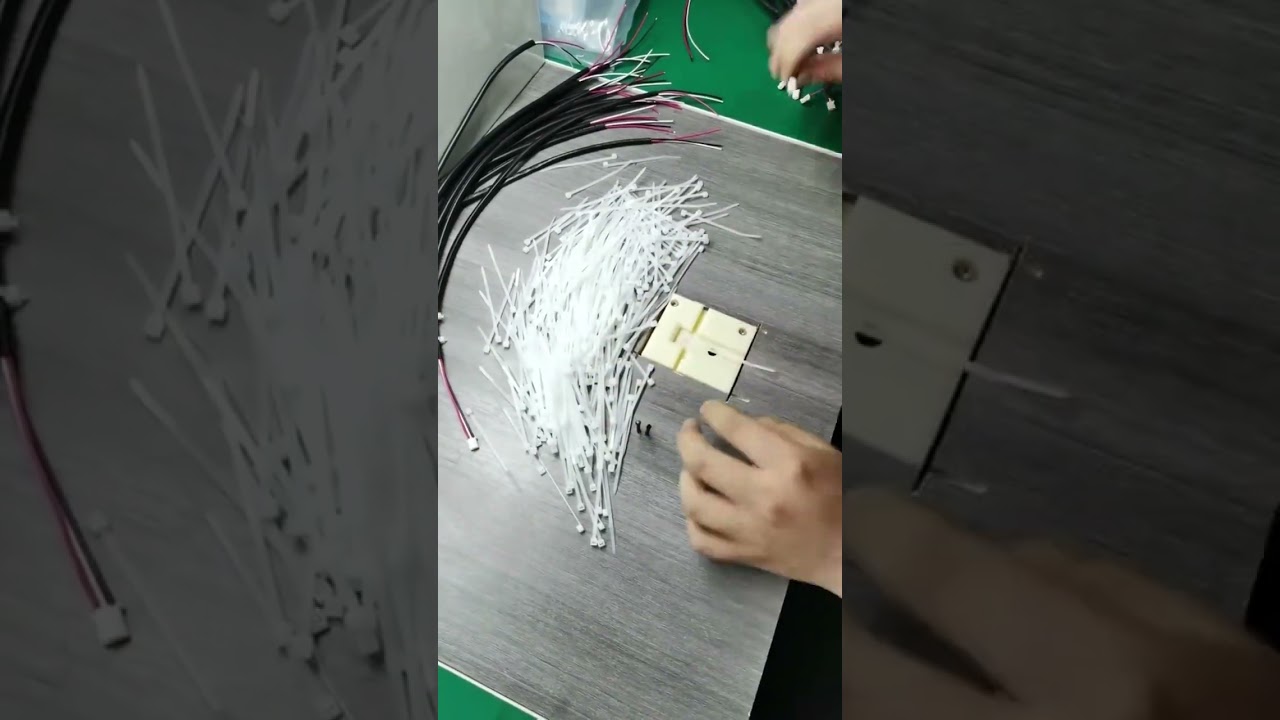 Ferramenta Compacta para Abraçadeiras Monta Facilmente em Qualquer Painel de Chicote para Abraçadeiras de Árvore de Abeto e Nylon Rapidamente