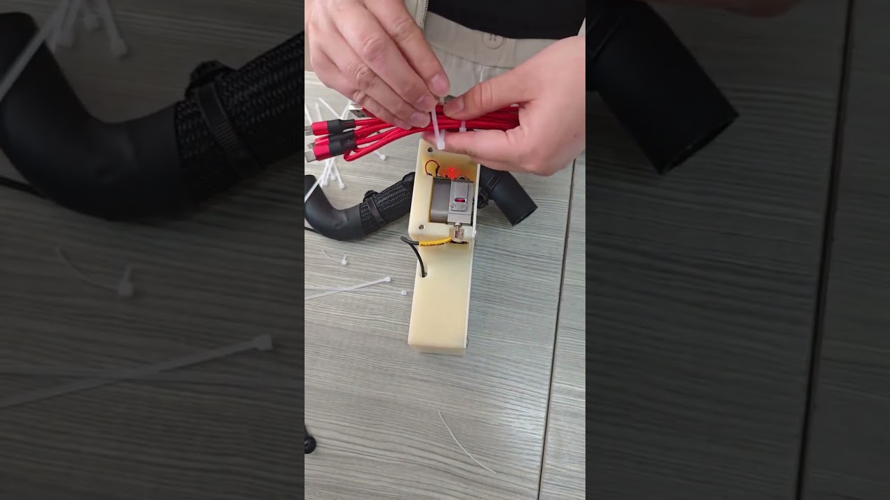 Módulo Mini de Abraçadeira Design universal para vários tipos de abraçadeiras  Perfeito para agrupamento de cabos