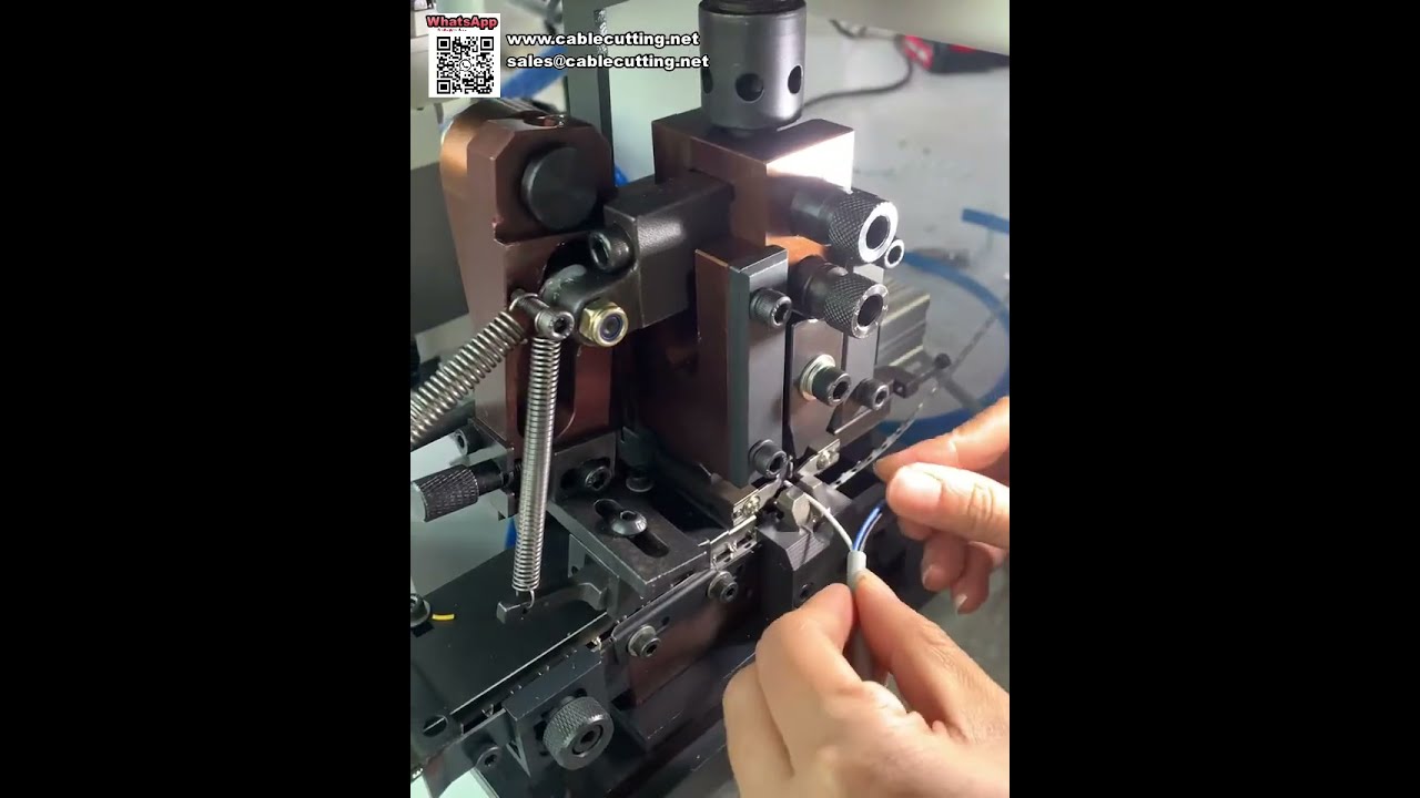 Máquina de decapagem e crimpagem de fio de núcleo único com operação de um clique para processamento rápido