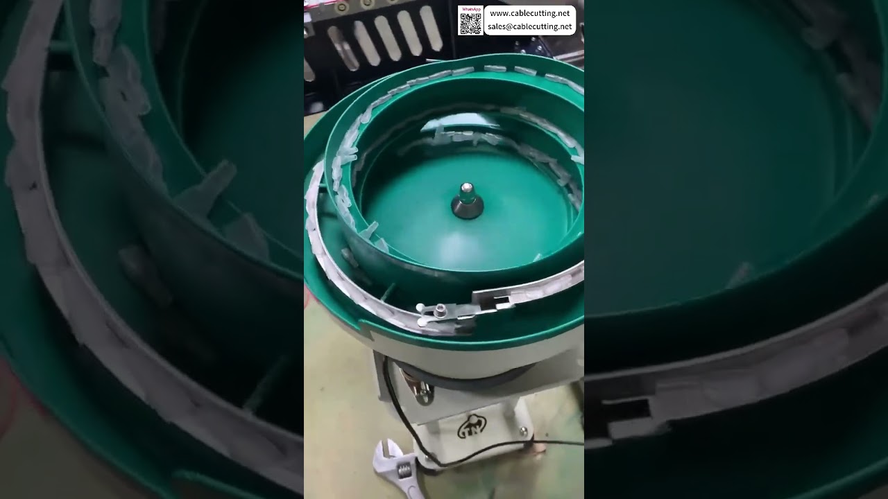 Processo de Teste de Máquina de Inserção de Tubo Termoencolhível e Crimpagem de Cabeça Dupla Totalmente Automática