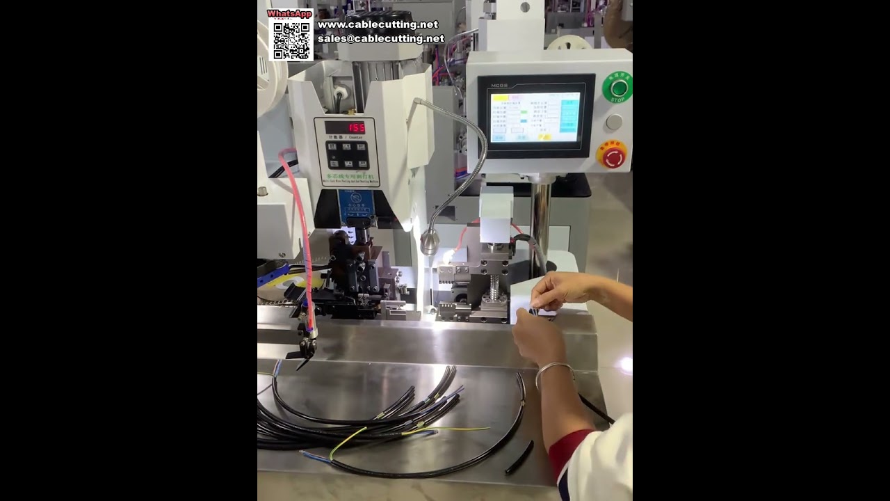 Máquina de corte, decapagem e crimpagem de cabos multicondutores — processamento rápido, preciso e estável