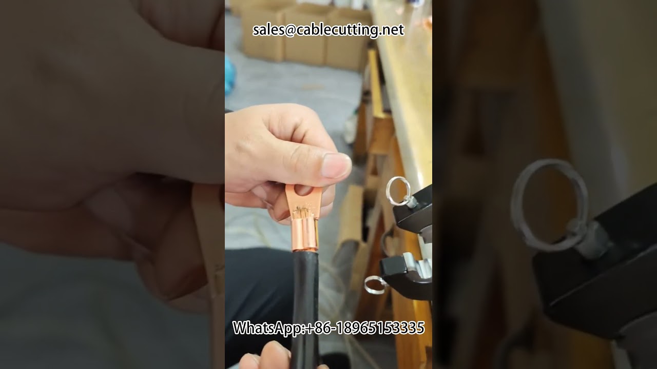 Máquina Pneumática de Crimpagem 120L: Crimpagem Perfeita em Terminais Phoenix Espessados